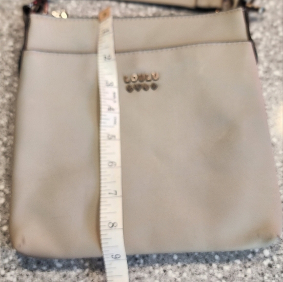 Loulu Crossbody Bag - Picture 10 of 11